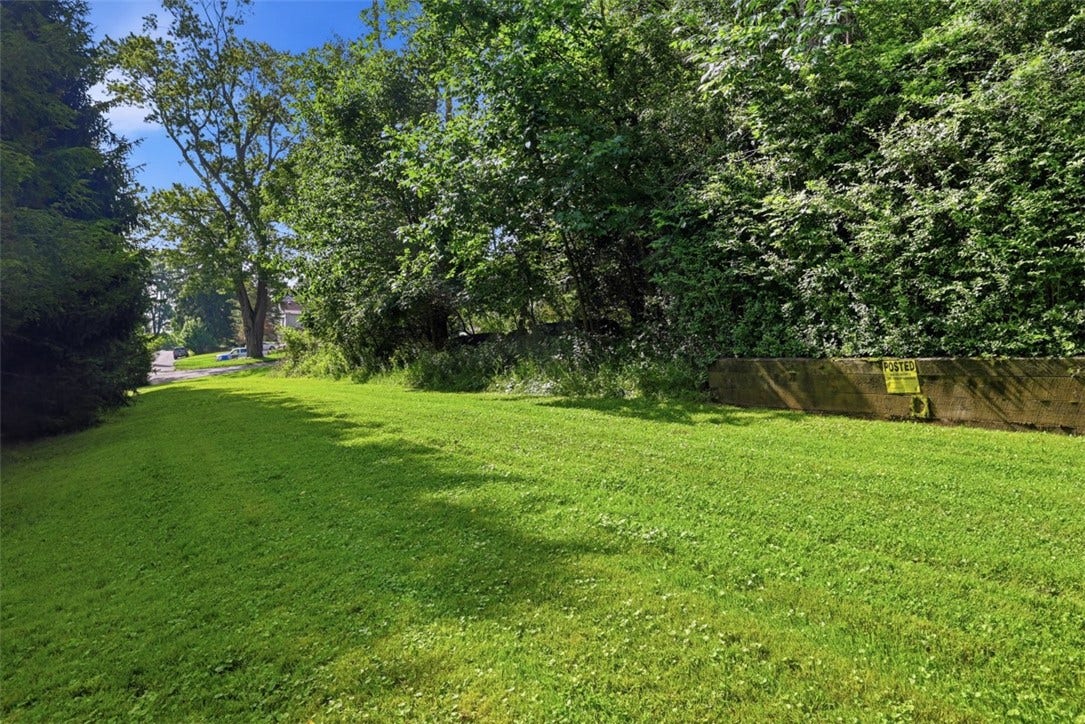 6113 Valencia Rd, Valencia, PA 16059 6113 Valencia Rd, Valencia, PA 16059