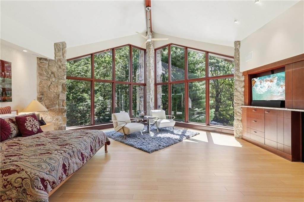 2330 South Ridge Drive, Hidden Valley, PA 15502