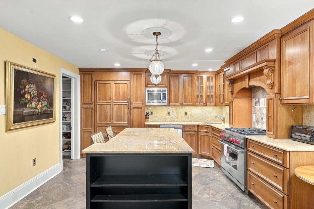 506 Roslyn Place, Pittsburgh, PA 15232 506 Roslyn Place, Pittsburgh, PA 15232