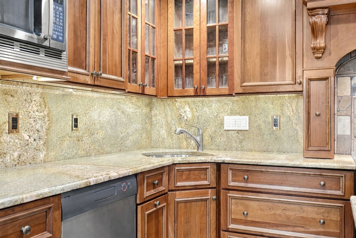 506 Roslyn Place, Pittsburgh, PA 15232 506 Roslyn Place, Pittsburgh, PA 15232