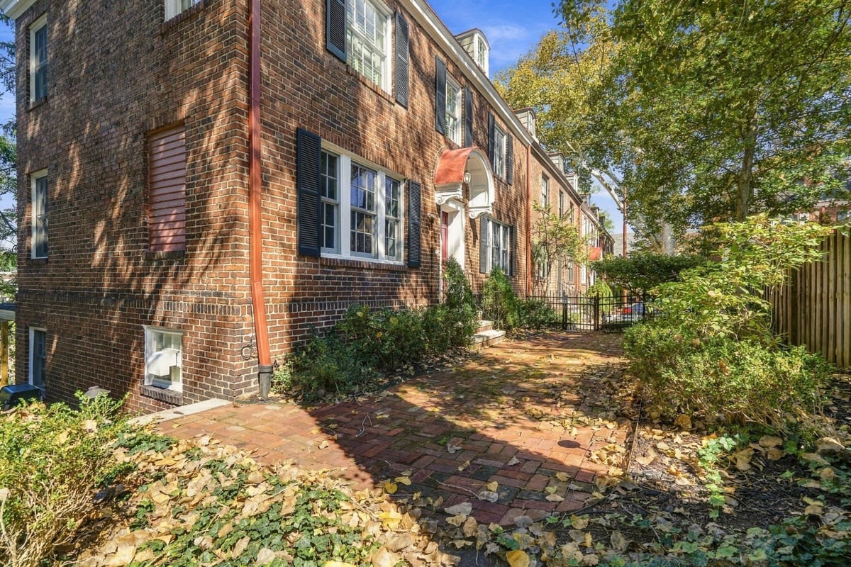 506 Roslyn Place, Pittsburgh, PA 15232 506 Roslyn Place, Pittsburgh, PA 15232