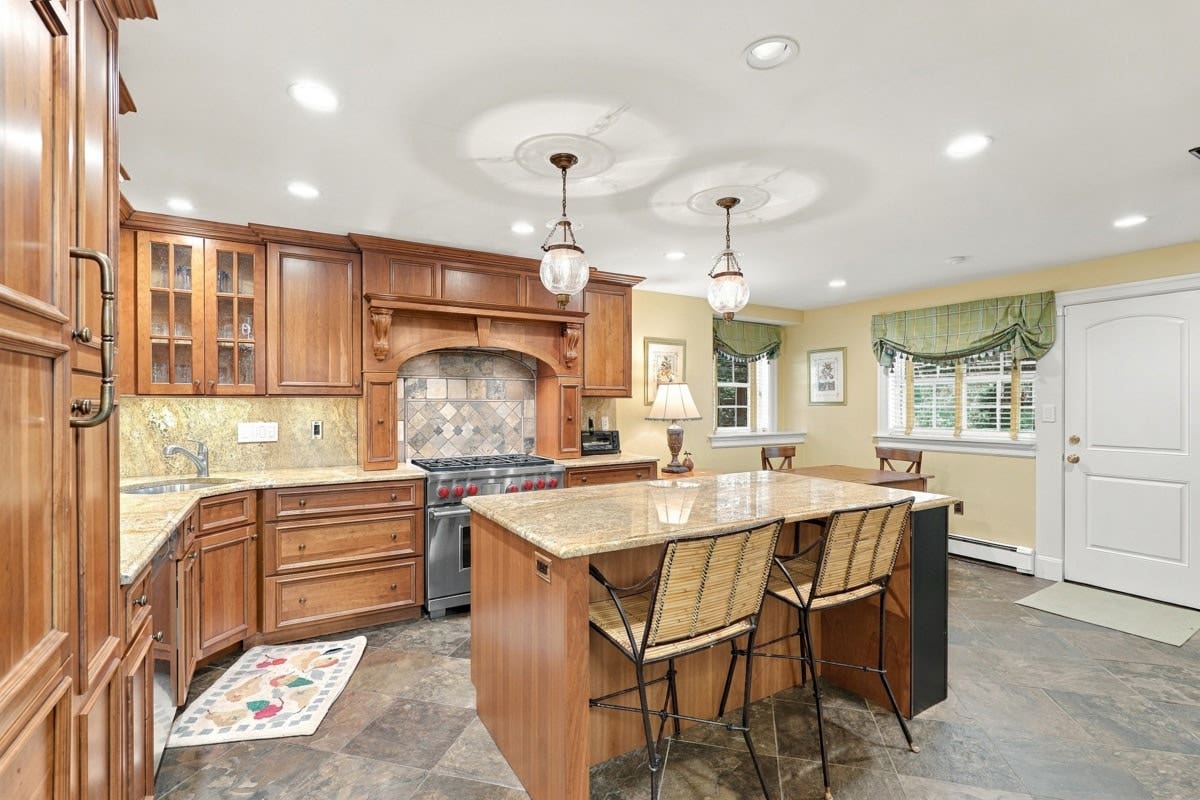 506 Roslyn Place, Pittsburgh, PA 15232 506 Roslyn Place, Pittsburgh, PA 15232