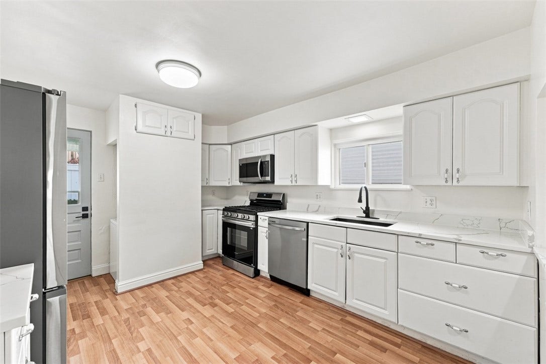 1717 Sidney St, Pittsburgh, PA 15203