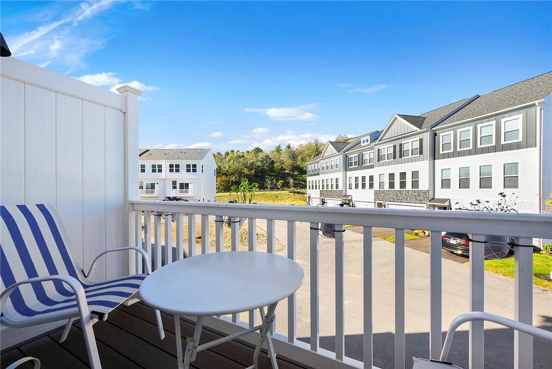 532 Cooper St, Wexford, PA 15090 532 Cooper St, Wexford, PA 15090