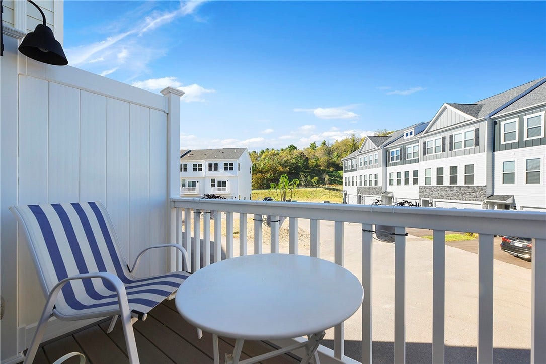 532 Cooper St, Wexford, PA 15090 532 Cooper St, Wexford, PA 15090