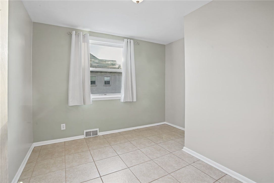 408 S Broadway Street, #408, Scottdale, PA 15650