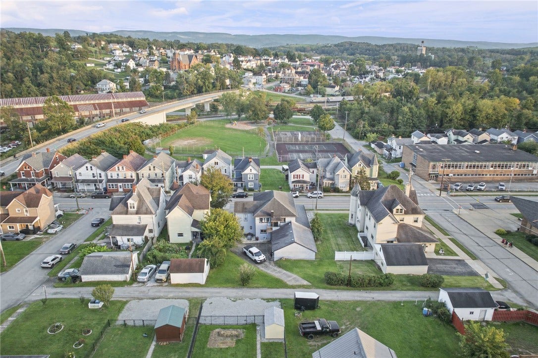 408 S Broadway Street, #408, Scottdale, PA 15650