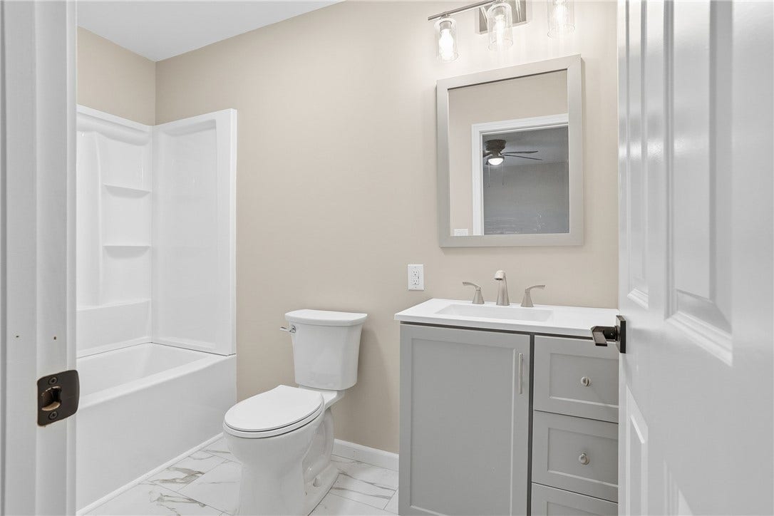 108 Oak Street, Slippery Rock Boro, PA 16057