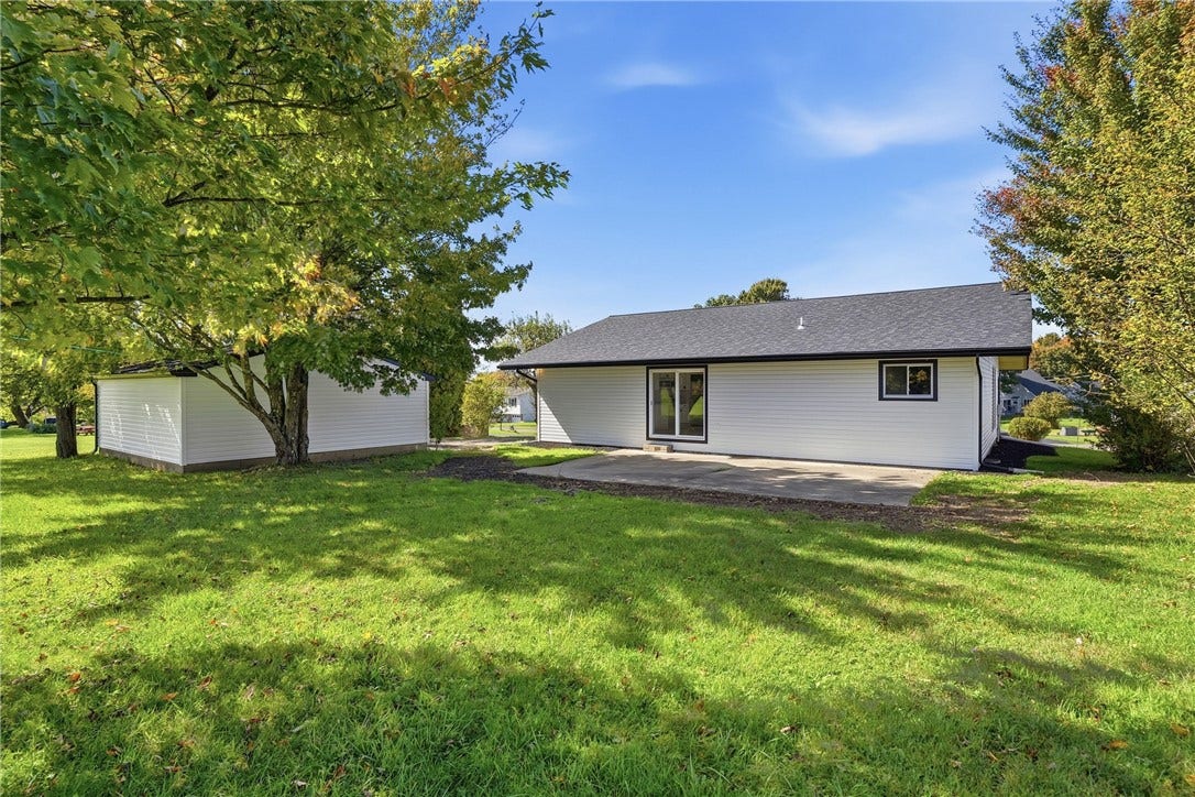 108 Oak Street, Slippery Rock Boro, PA 16057