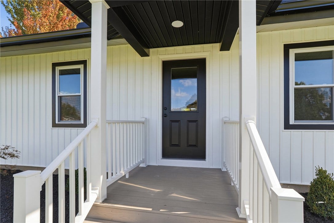 108 Oak Street, Slippery Rock Boro, PA 16057