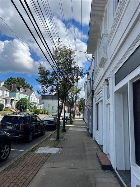 626 California Ave, Pittsburgh, PA 15202