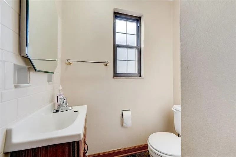 634 Bower Hill Road, Pittsburgh, PA 15243