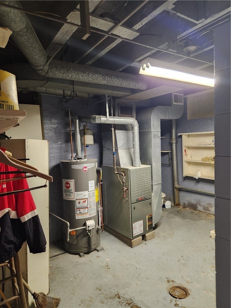 5623-5625 Carnegie St, Pittsburgh, PA 15201 5623 Furnace and Hot Water tank