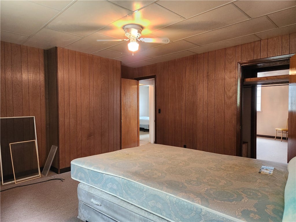 5623-5625 Carnegie St, Pittsburgh, PA 15201 Upstairs bedroom 2 on 5623 side