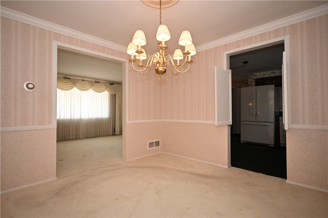 5015 Elmwood Dr, Pittsburgh, PA 15227 5015 Elmwood Dr, Pittsburgh, PA 15227