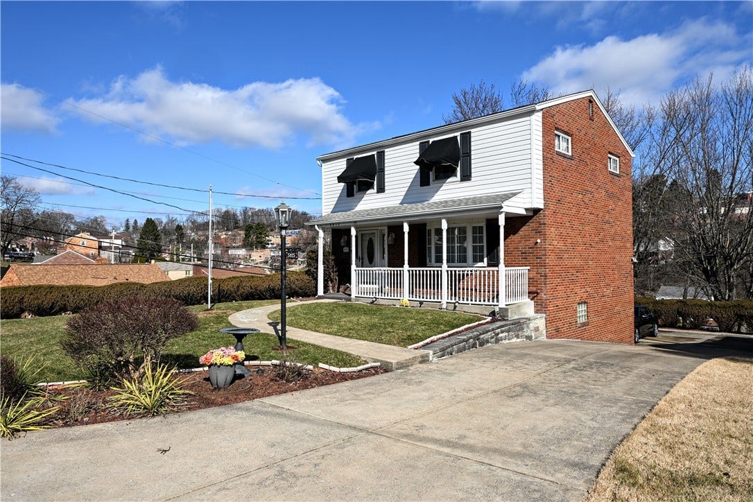 5015 Elmwood Dr, Pittsburgh, PA 15227 5015 Elmwood Dr, Pittsburgh, PA 15227