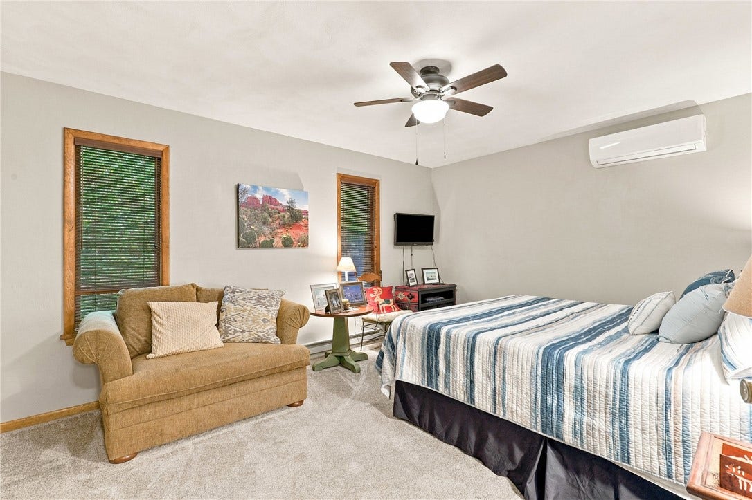 182 South Peninsula Drive, Central City, PA 15926