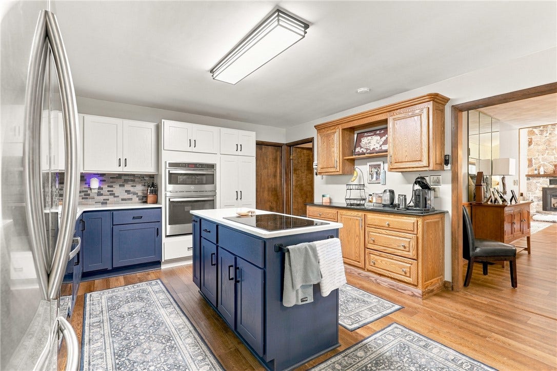 182 South Peninsula Drive, Central City, PA 15926