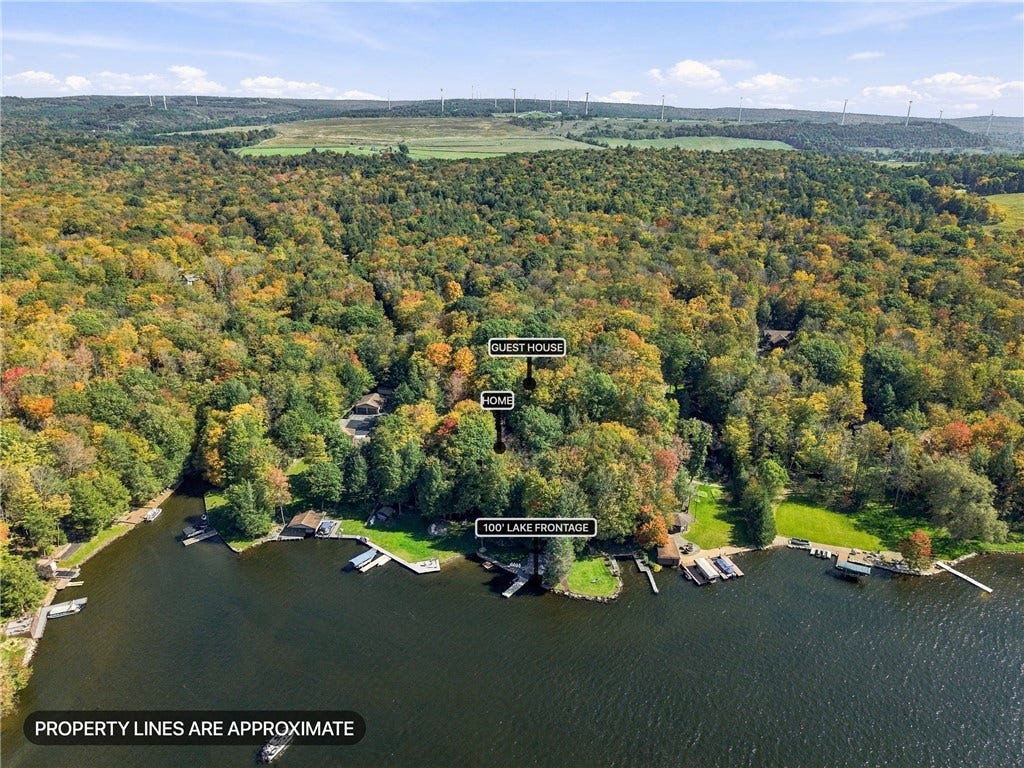 182 South Peninsula Drive, Central City, PA 15926