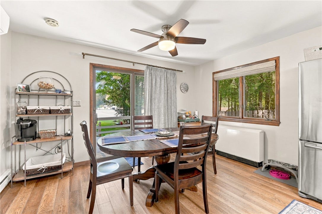 182 South Peninsula Drive, Central City, PA 15926