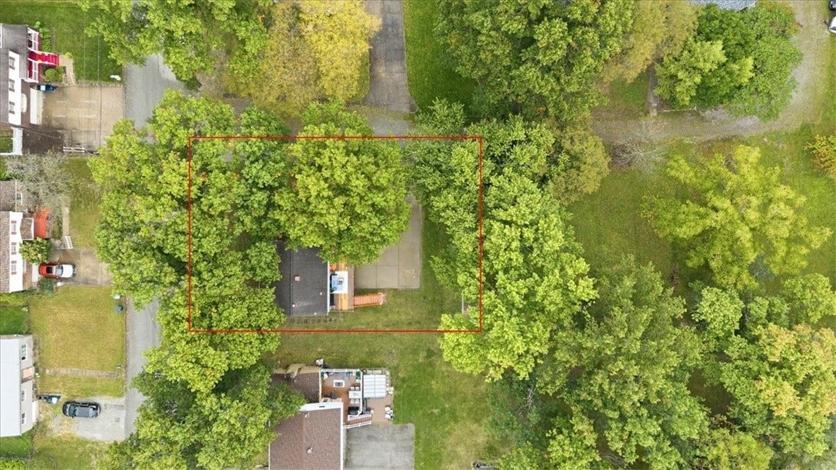 1015 Evergreen Dr, Pittsburgh, PA 15235 1015 Evergreen Dr, Pittsburgh, PA 15235