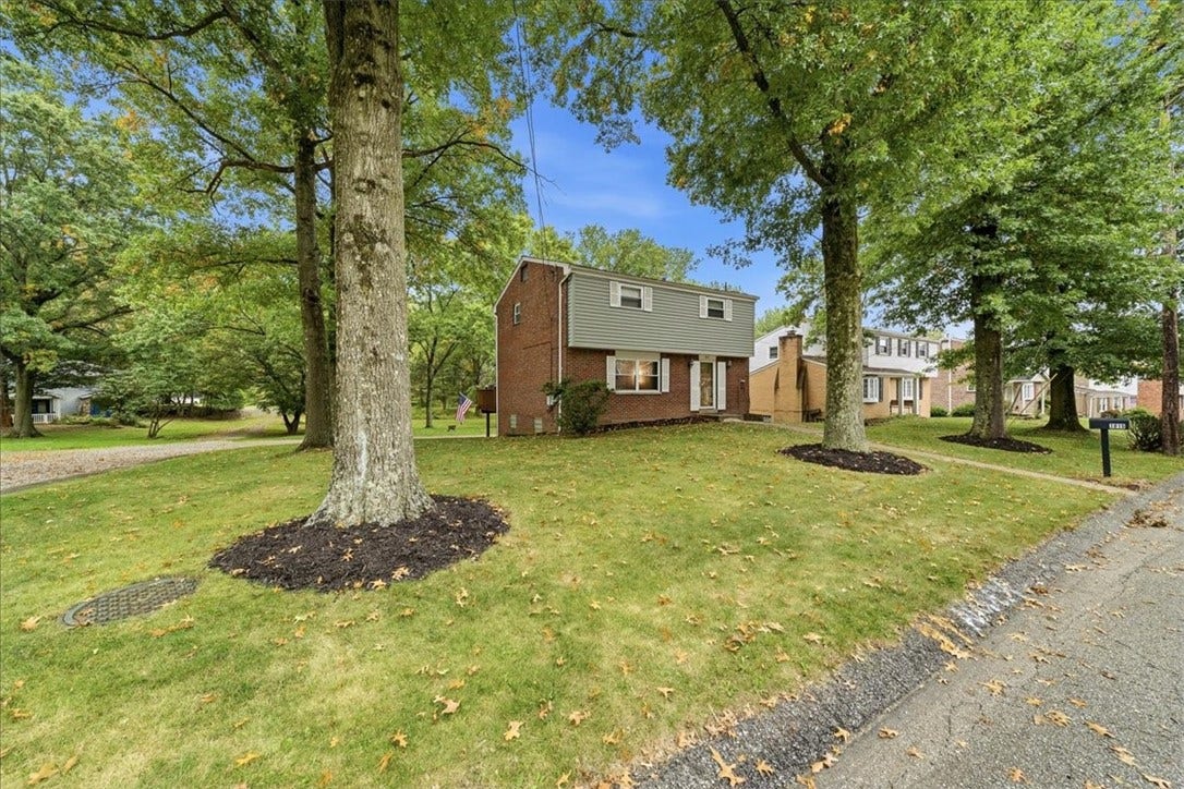 1015 Evergreen Dr, Pittsburgh, PA 15235 1015 Evergreen Dr, Pittsburgh, PA 15235
