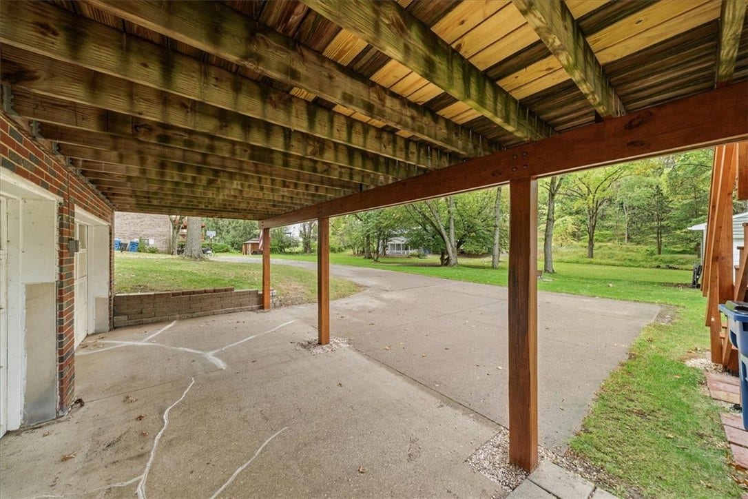 1015 Evergreen Dr, Pittsburgh, PA 15235 1015 Evergreen Dr, Pittsburgh, PA 15235