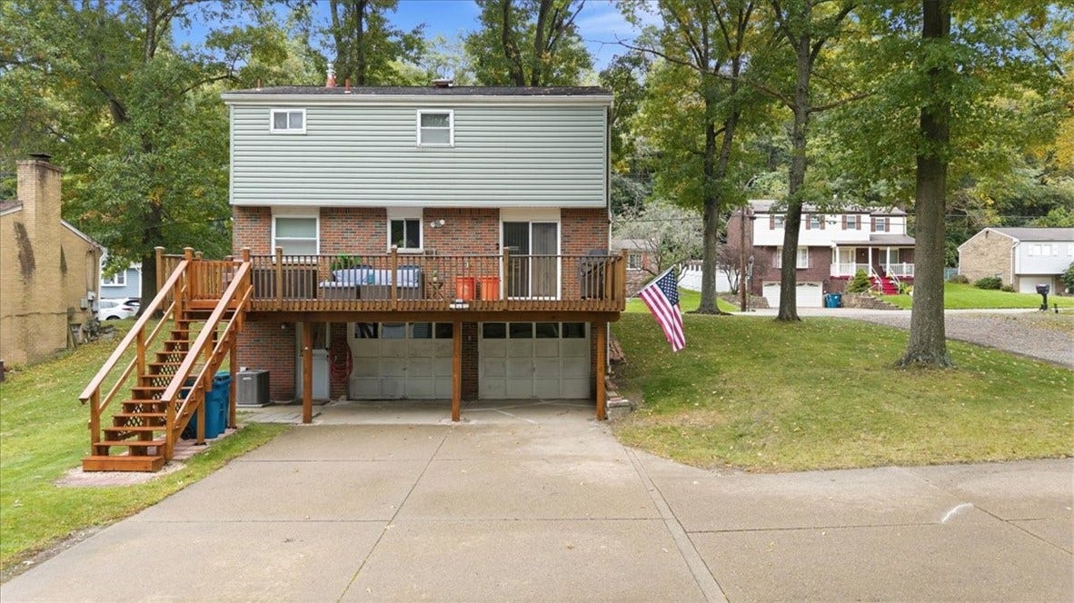 1015 Evergreen Dr, Pittsburgh, PA 15235 1015 Evergreen Dr, Pittsburgh, PA 15235