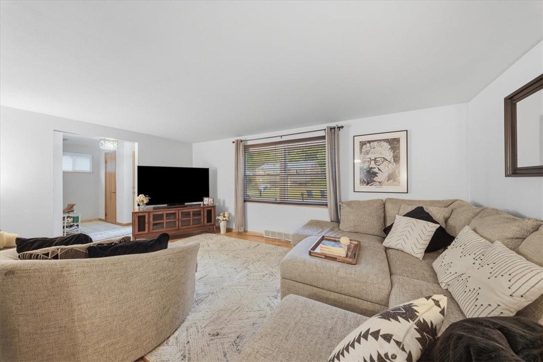 1015 Evergreen Dr, Pittsburgh, PA 15235 1015 Evergreen Dr, Pittsburgh, PA 15235