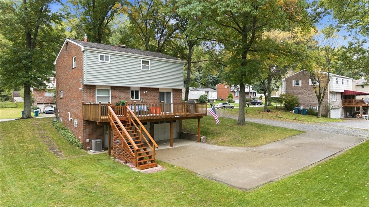 1015 Evergreen Dr, Pittsburgh, PA 15235 1015 Evergreen Dr, Pittsburgh, PA 15235