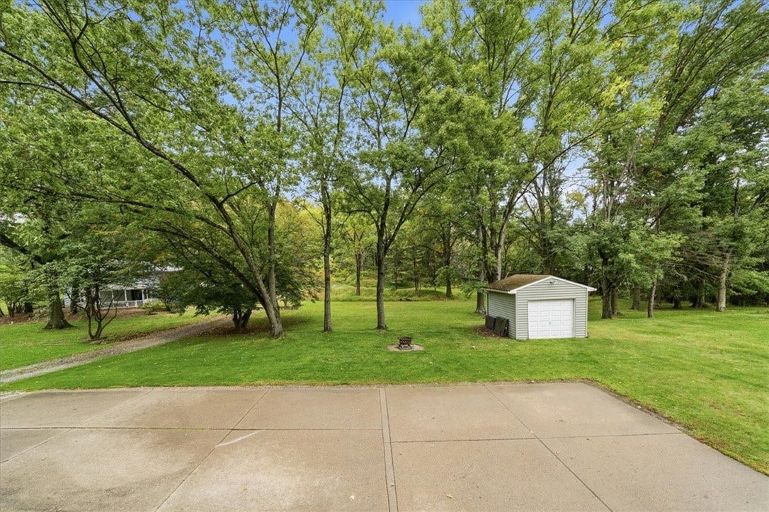 1015 Evergreen Dr, Pittsburgh, PA 15235 1015 Evergreen Dr, Pittsburgh, PA 15235