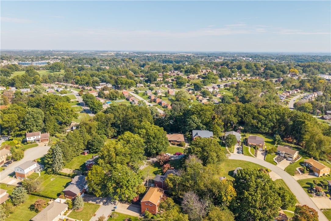 4742 Jewel Dr, Pittsburgh, PA 15236 4742 Jewel Dr, Pittsburgh, PA 15236