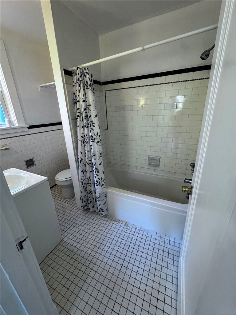 2308 Starkamp St, Pittsburgh, PA 15226 2308 Starkamp St, Pittsburgh, PA 15226