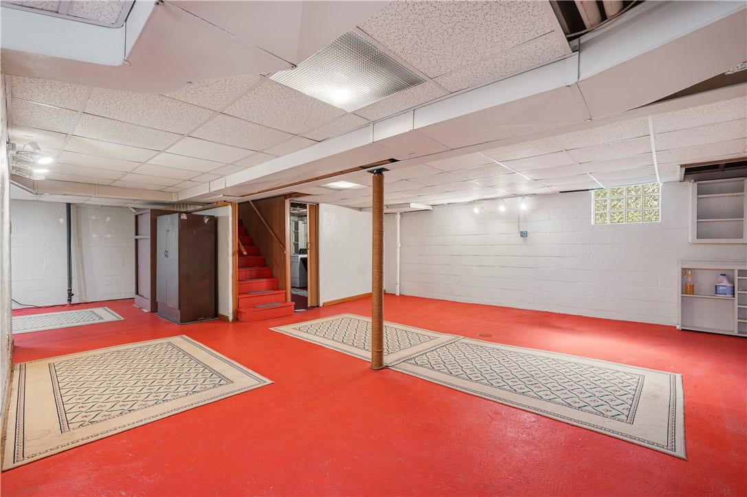 3942 Lawnview Ave, Pittsburgh, PA 15227 3942 Lawnview Ave, Pittsburgh, PA 15227