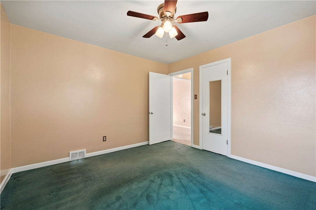 3942 Lawnview Ave, Pittsburgh, PA 15227 3942 Lawnview Ave, Pittsburgh, PA 15227