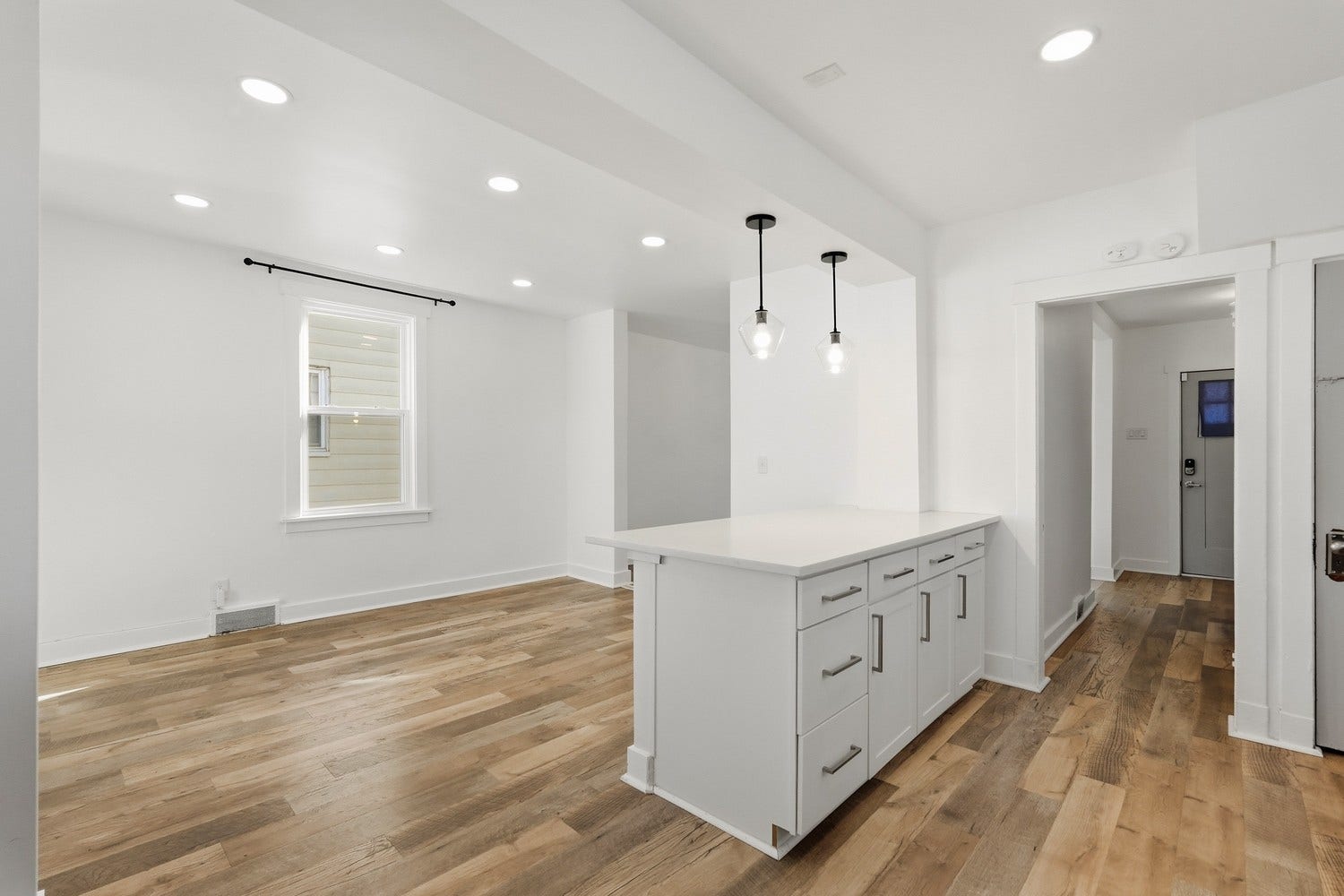 2435 Perry Street, Pittsburgh, PA 15219 2435 Perry Street, Pittsburgh, PA 15219