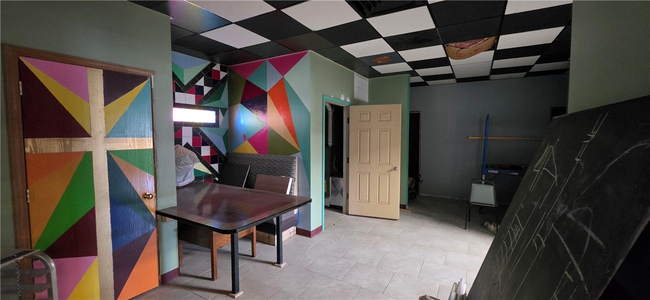 210 S Ray St, New Castle, PA 16101 210 S Ray St, New Castle, PA 16101