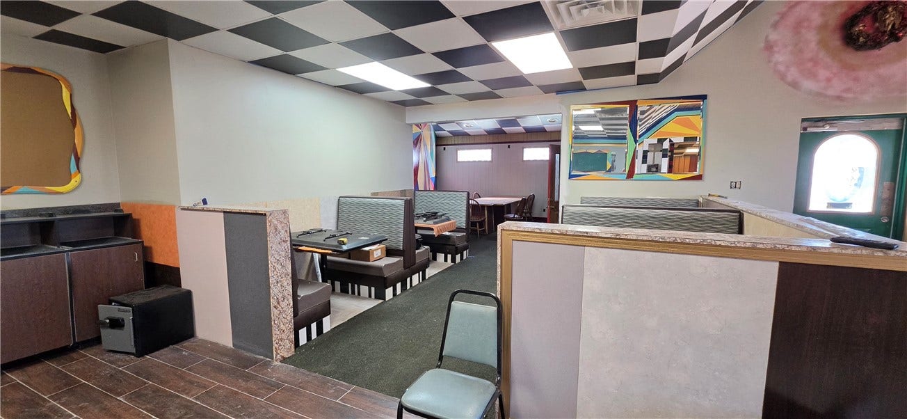 210 S Ray St, New Castle, PA 16101 210 S Ray St, New Castle, PA 16101