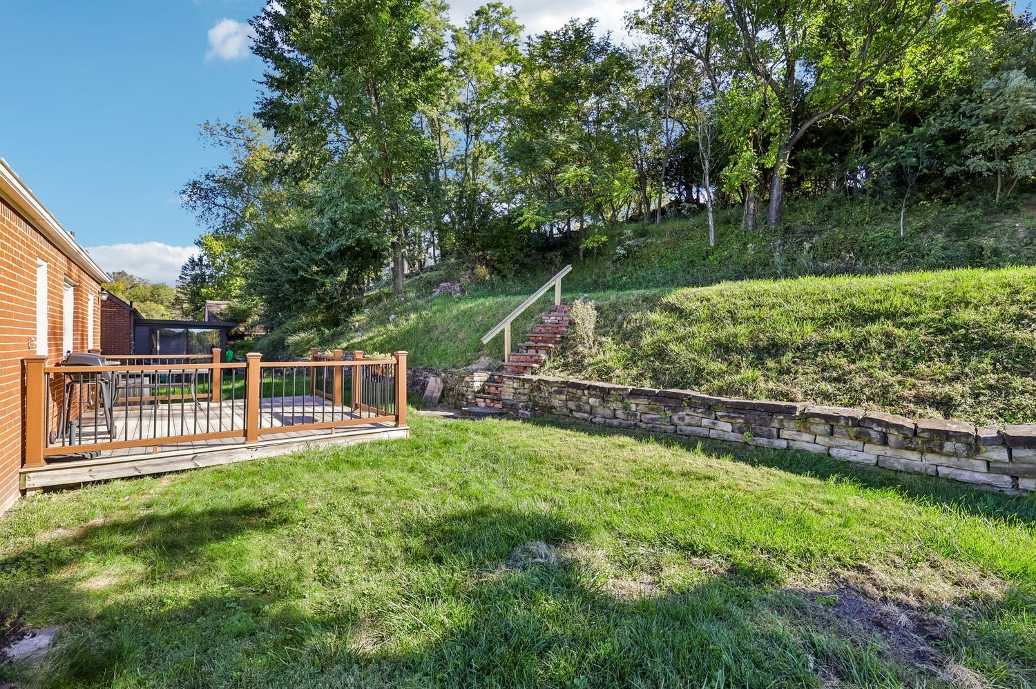 119 Dale Street, Jefferson Hills, PA 15025