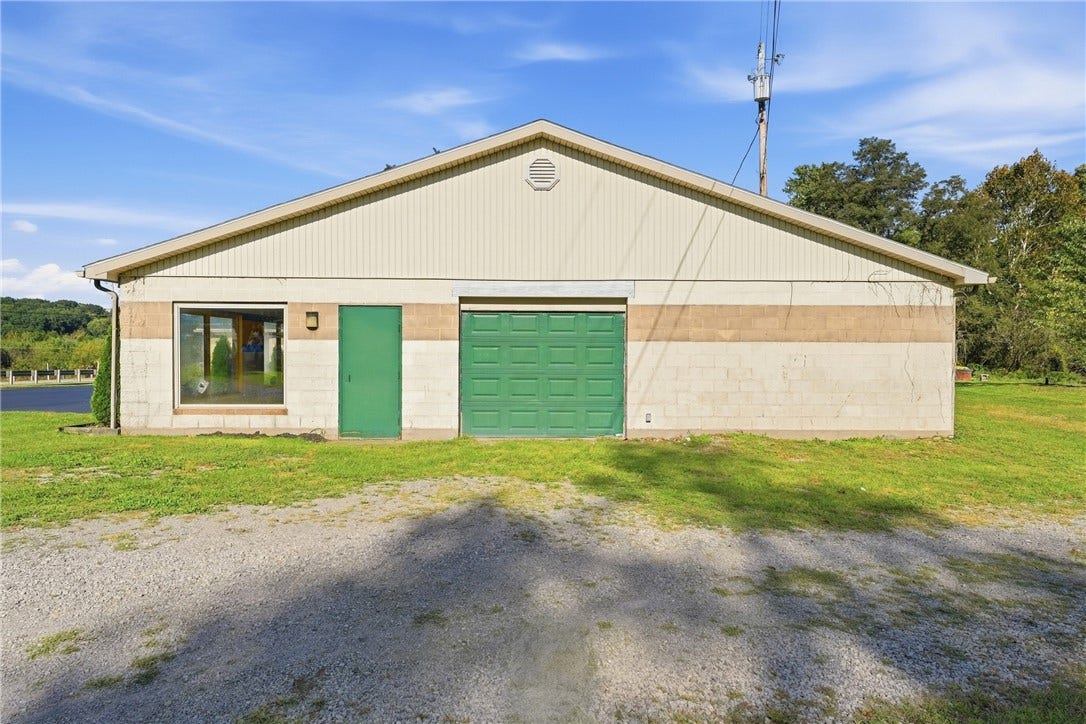 3749 W State St, Edinburg, PA 16116