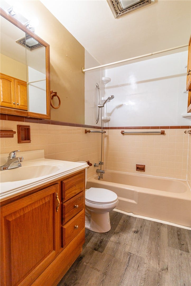 323 Indiana Ave, Avonmore, PA 15618 323 Indiana Ave, Avonmore, PA 15618