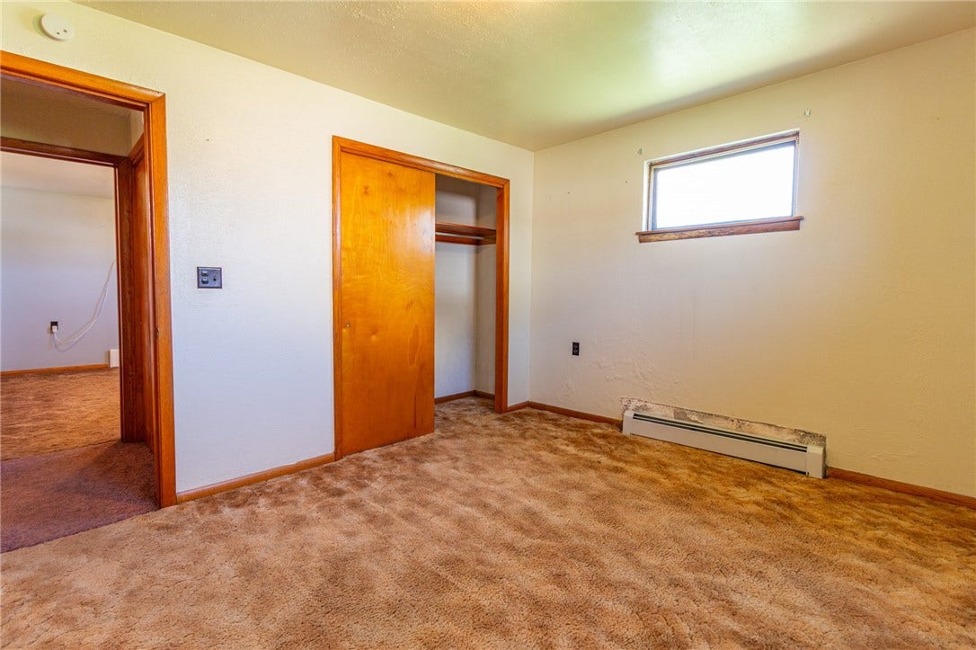 323 Indiana Ave, Avonmore, PA 15618 323 Indiana Ave, Avonmore, PA 15618