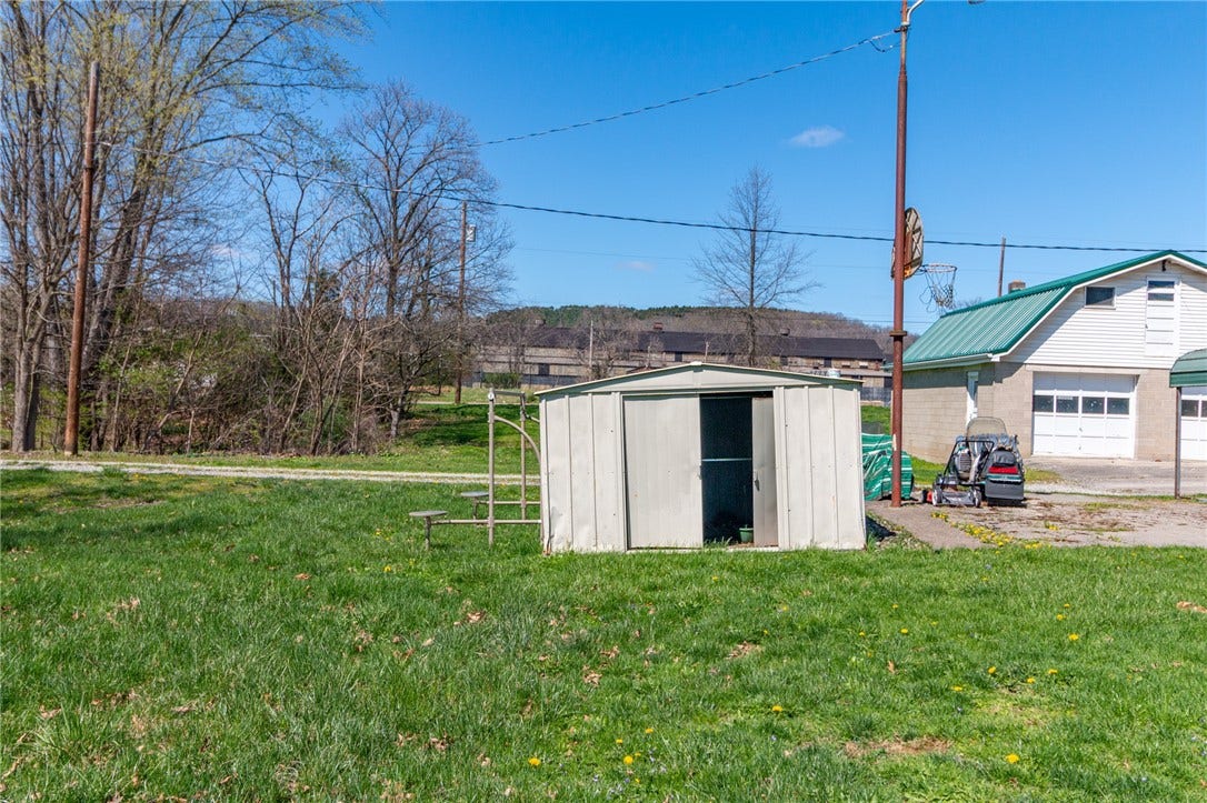 323 Indiana Ave, Avonmore, PA 15618 323 Indiana Ave, Avonmore, PA 15618