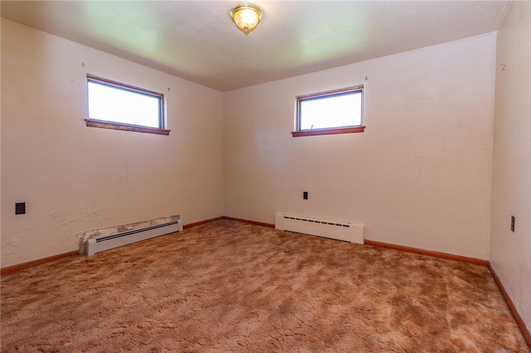 323 Indiana Ave, Avonmore, PA 15618 323 Indiana Ave, Avonmore, PA 15618