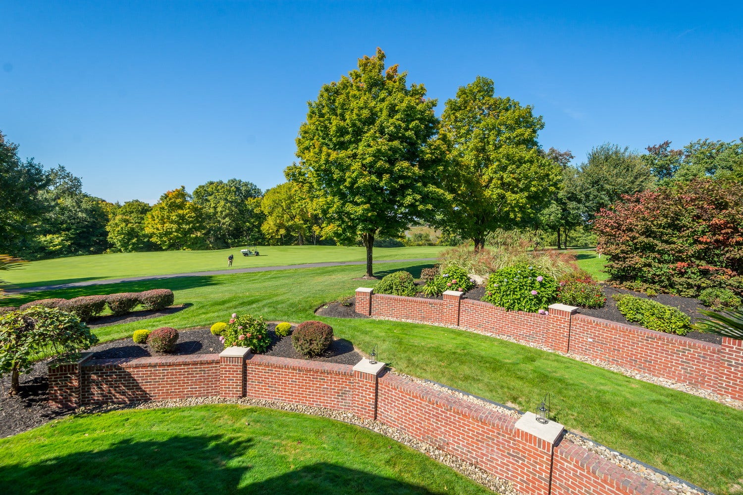 1085 St Mellion Drive, Presto, PA 15142