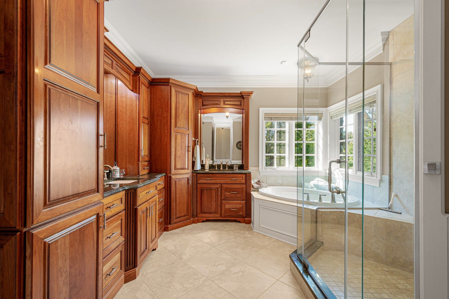 1085 St Mellion Drive, Presto, PA 15142