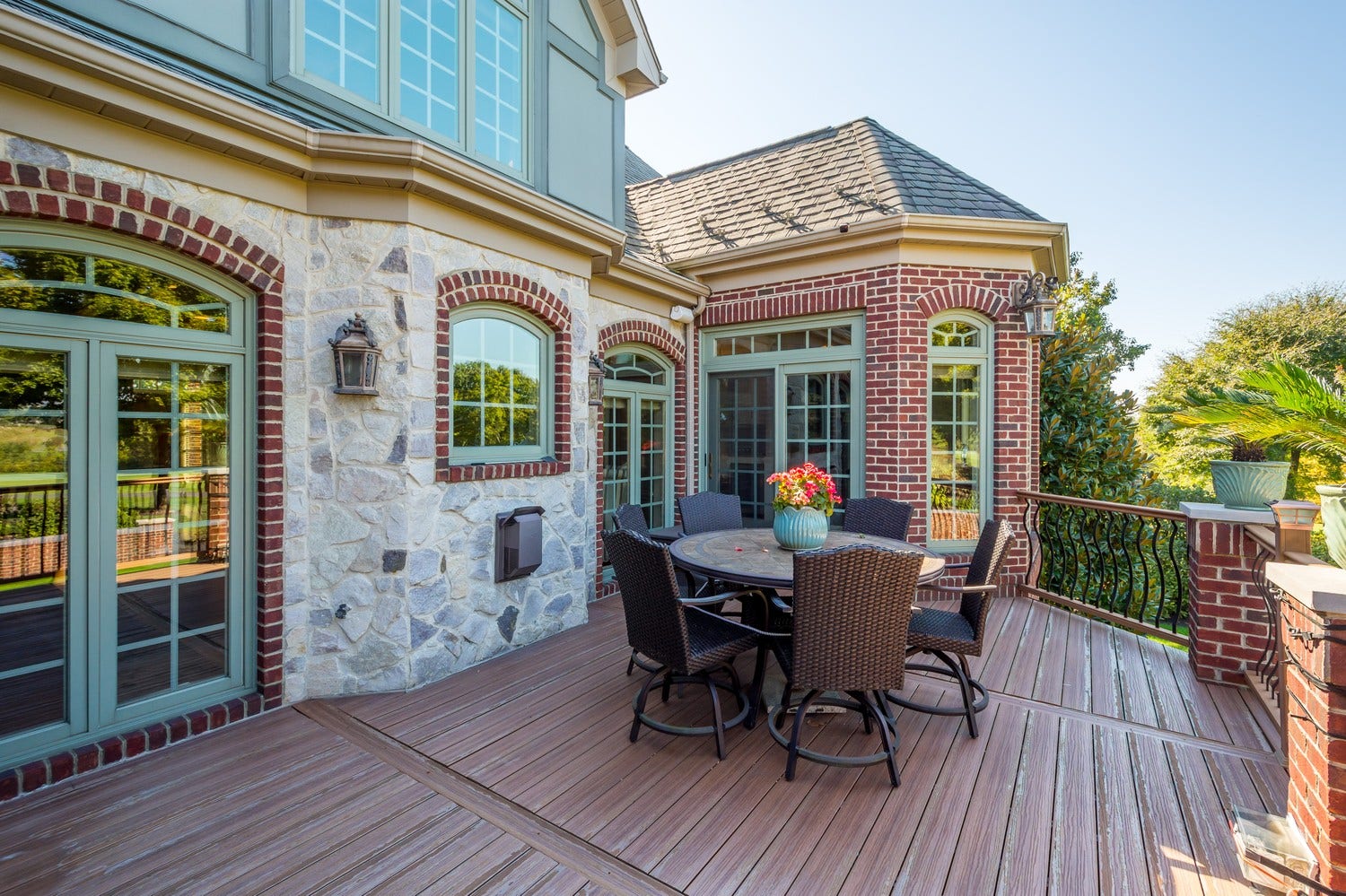 1085 St Mellion Drive, Presto, PA 15142