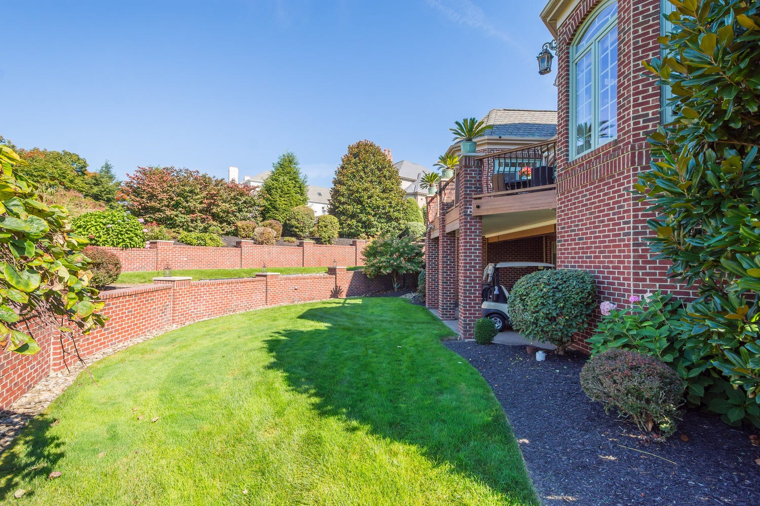1085 St Mellion Drive, Presto, PA 15142