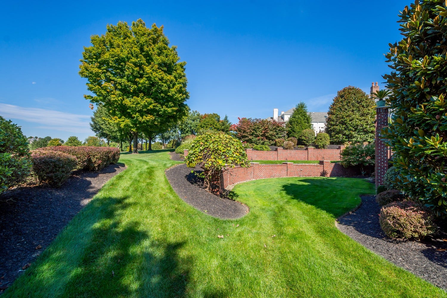 1085 St Mellion Drive, Presto, PA 15142