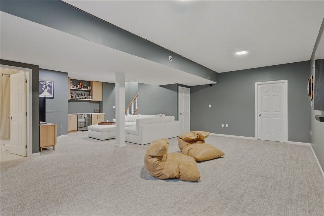 217 Windham Ln, Mars, PA 16046 217 Windham Ln, Mars, PA 16046